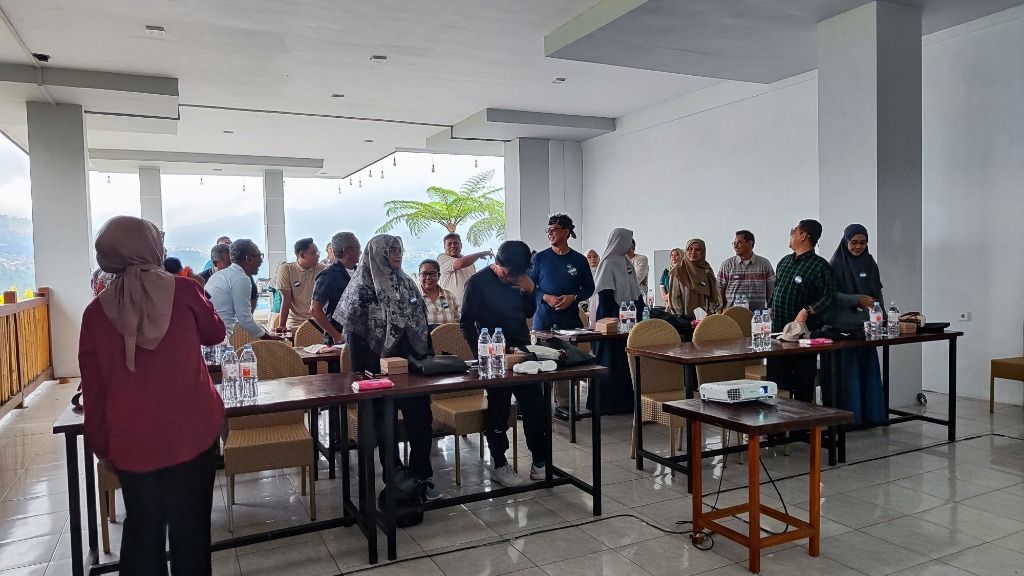 Diskusi Interaktif & Ice Breaking