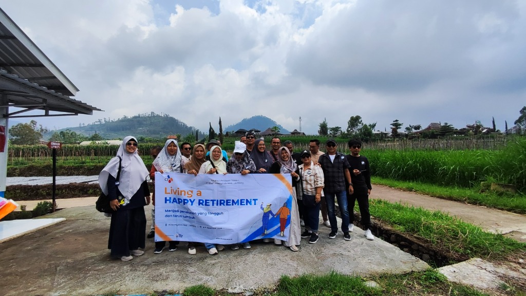 Living a Happy Retirement - Kunjungan Lapangan